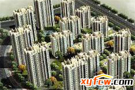 彩虹苑3室2厅1卫76万120.2m2出售